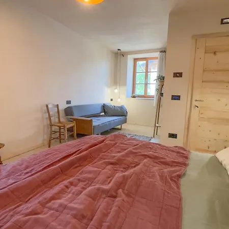 בית חווה Mirtilla