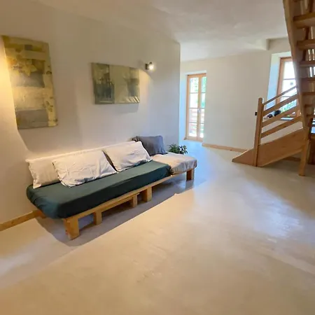 Lantgård Mirtilla *